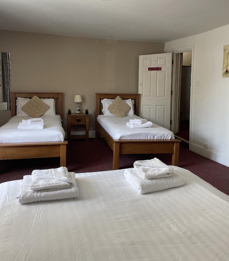 White Hart Hotel Wiveliscombe Zimmer foto